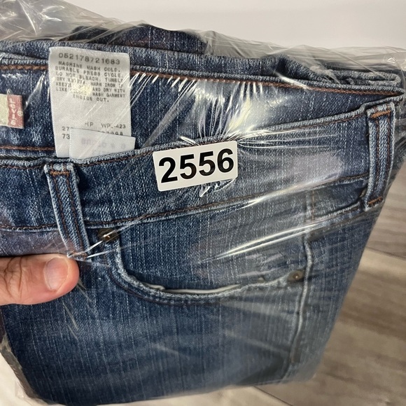 Levi’s 515 Bootcut Jeans Womens 12 S Short Blue Denim Stretch Pants Comfy 2556 - Picture 10 of 10